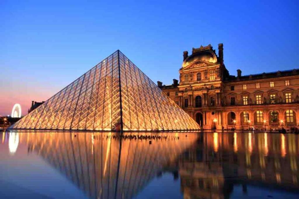 Magnifique De 110m2 - Grand Parking- Pas Loin De Paris Villa