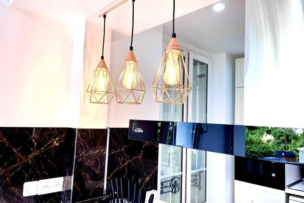 Villa Magnifique De 110m2 - Grand Parking- Pas Loin De Paris
