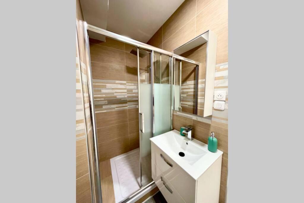 Magnifique De 110m2 - Grand Parking- Pas Loin De Paris Villa Epinay-sur-Orge