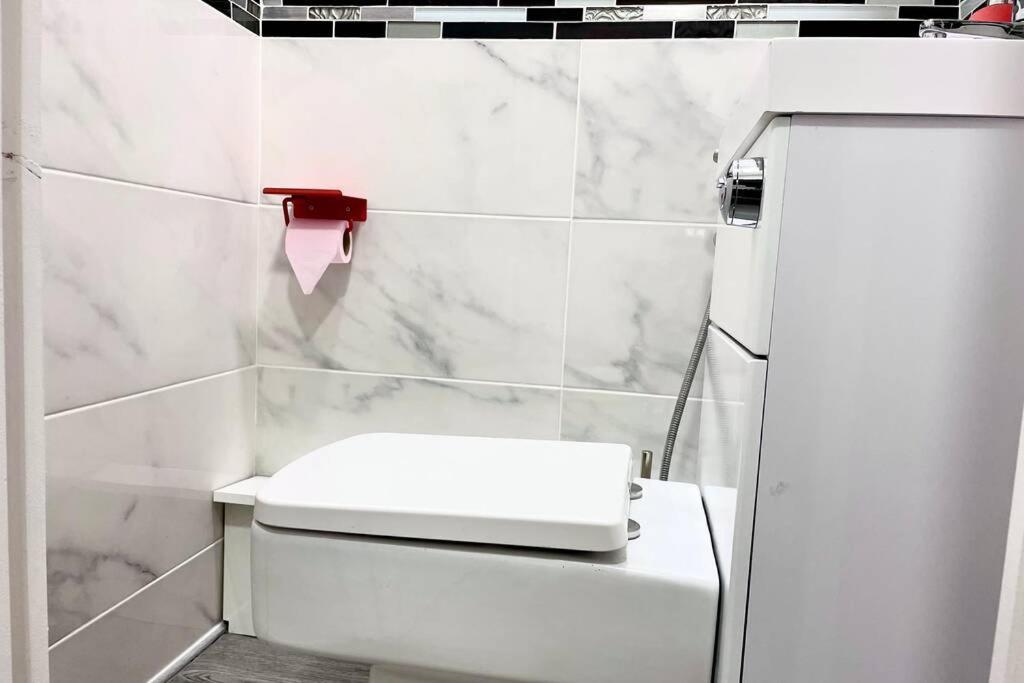 Magnifique De 110m2 - Grand Parking- Pas Loin De Paris Epinay-sur-Orge